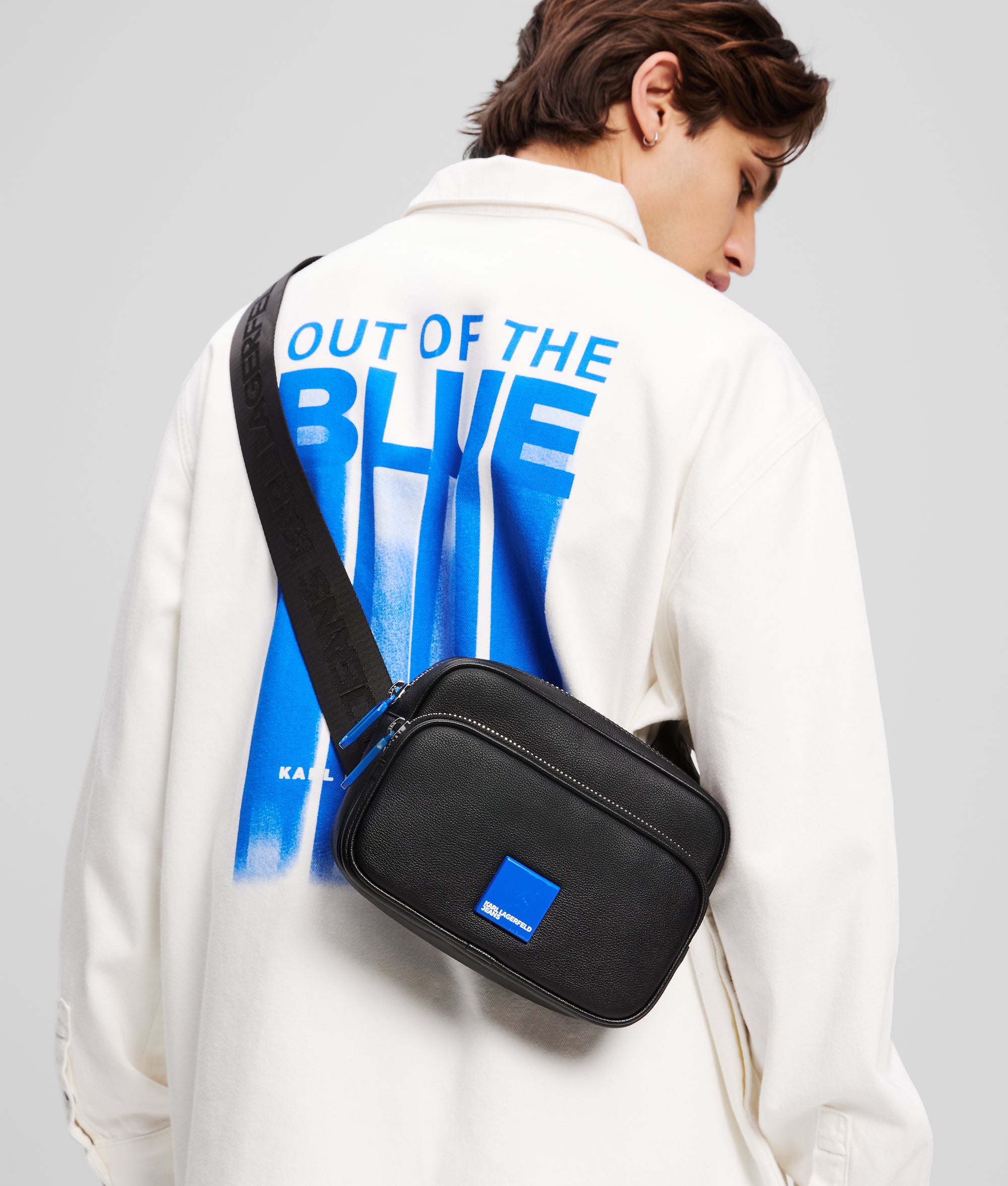 KLJ BOX LOGO EXTRA-LARGE CAMERA BAG - Image 2