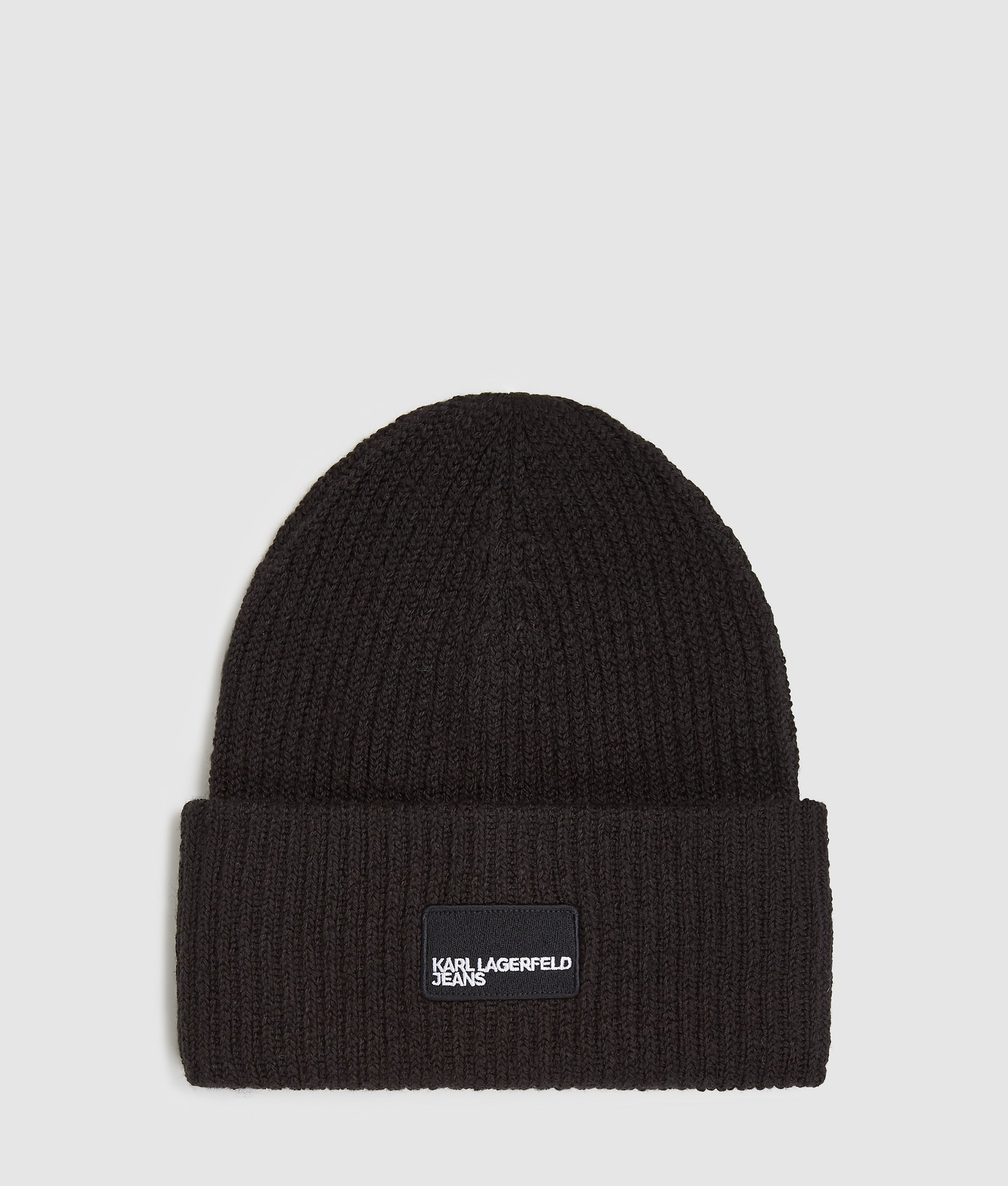 Logo patch long beanie