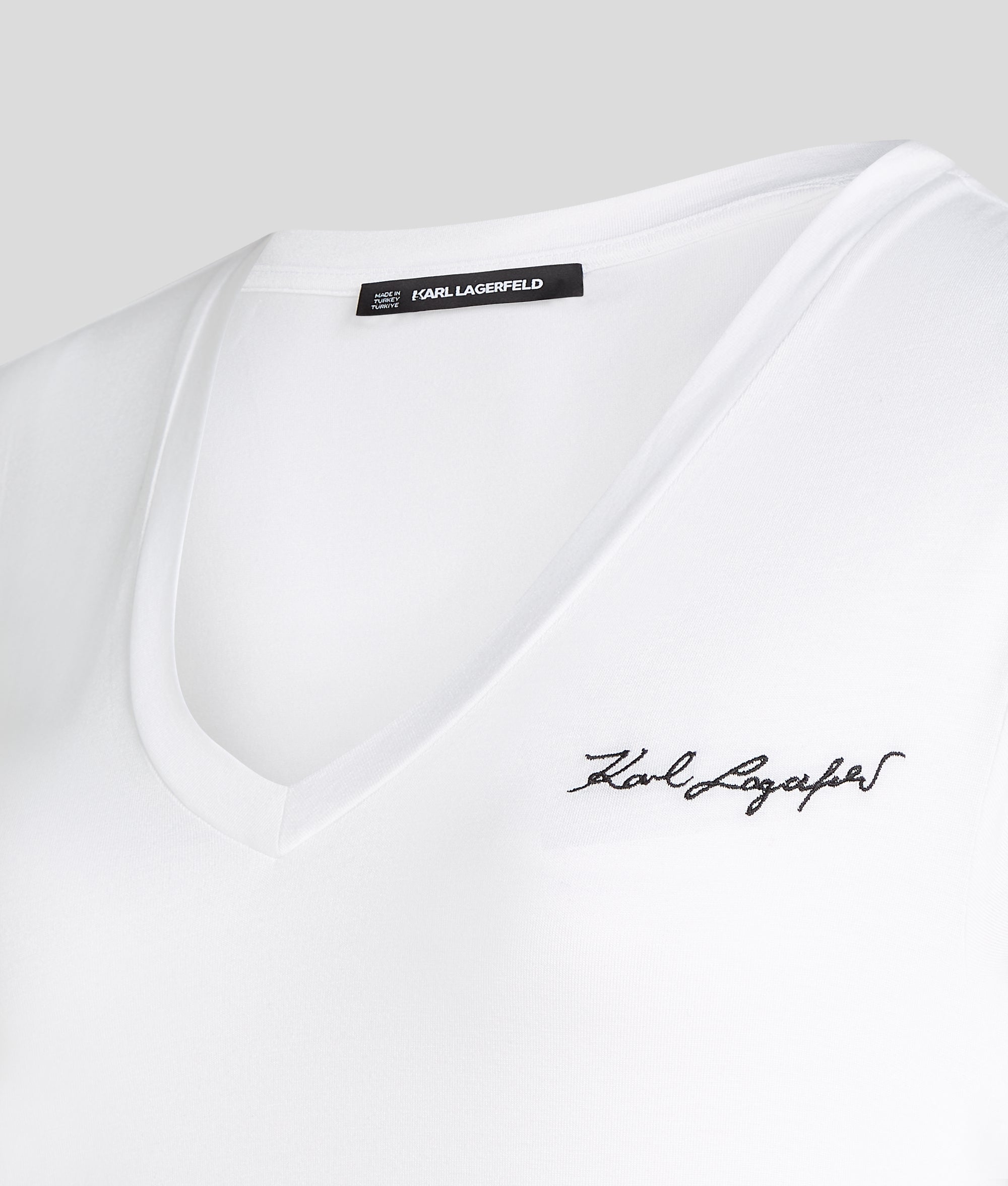 SIGNATURE V-NECK RUCHED T-SHIRT - Image 3